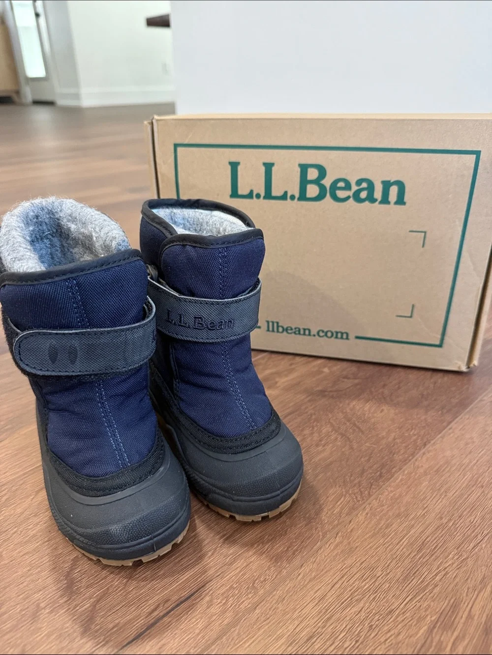 L.L. Bean Navy and Black Kids' Insulated Snow Boots